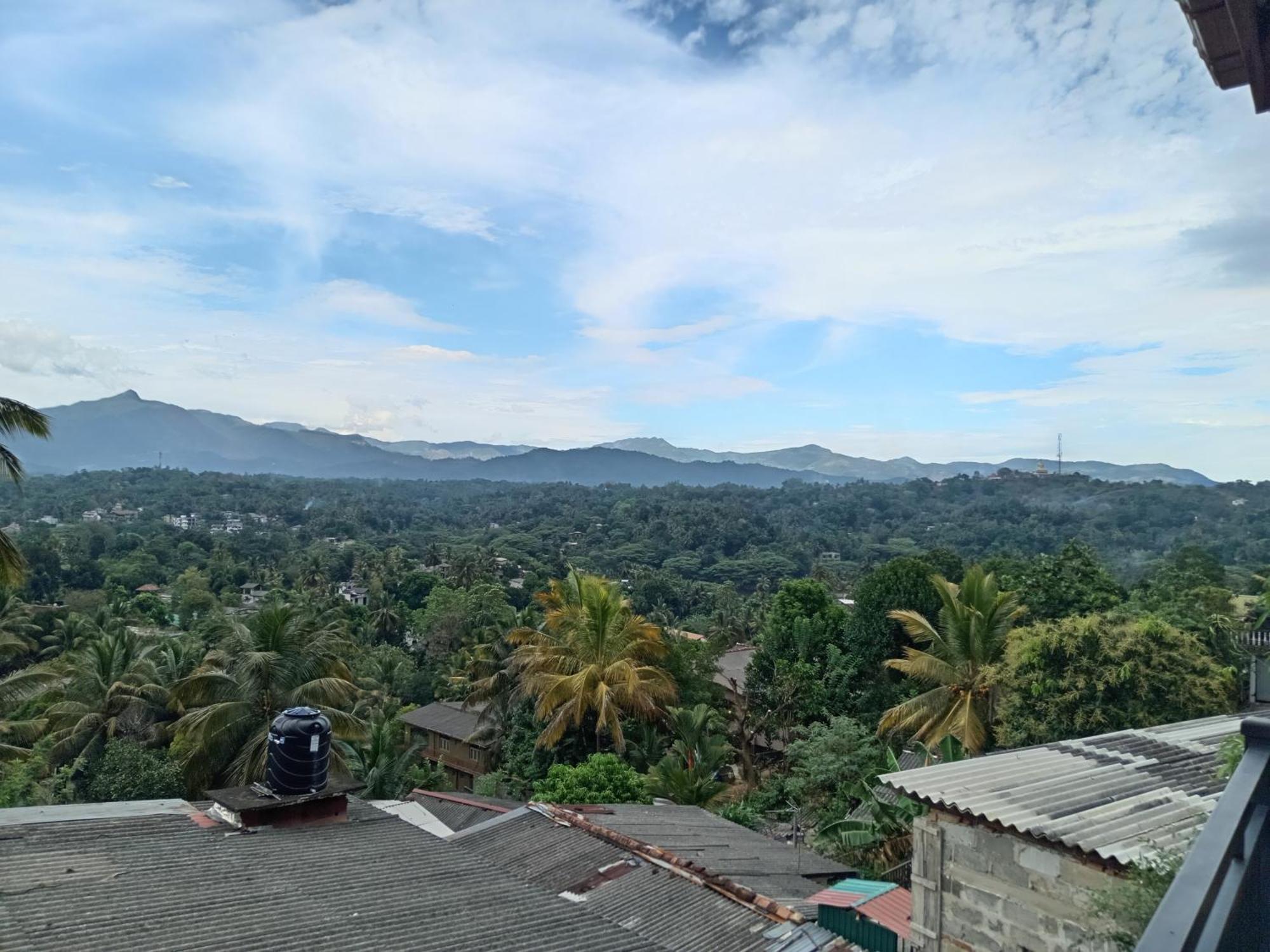 Dreamscape Home Stay Kandy Exterior photo